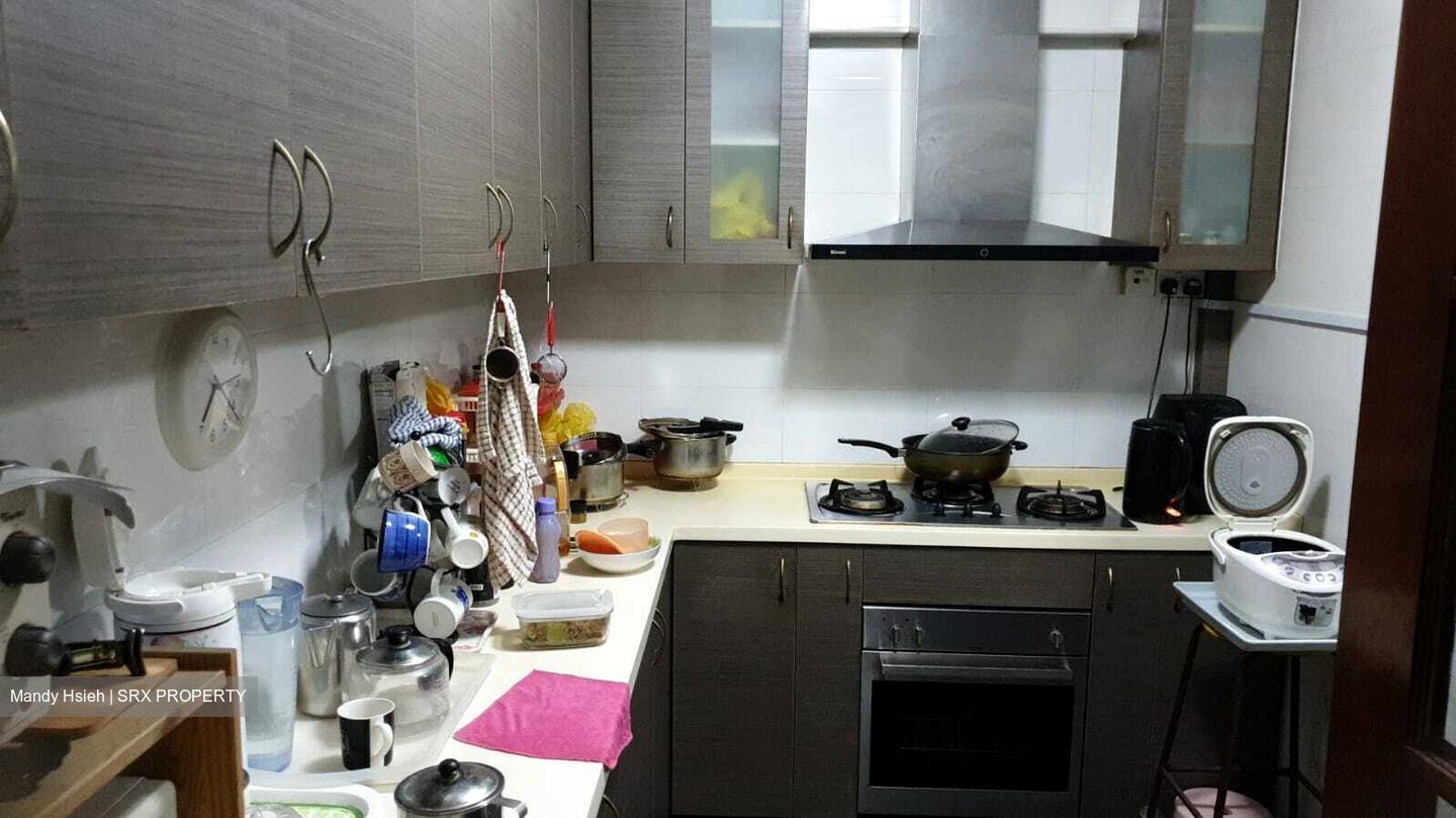Blk 665 Eunos Damai Ville (Bedok), HDB Executive #329838711